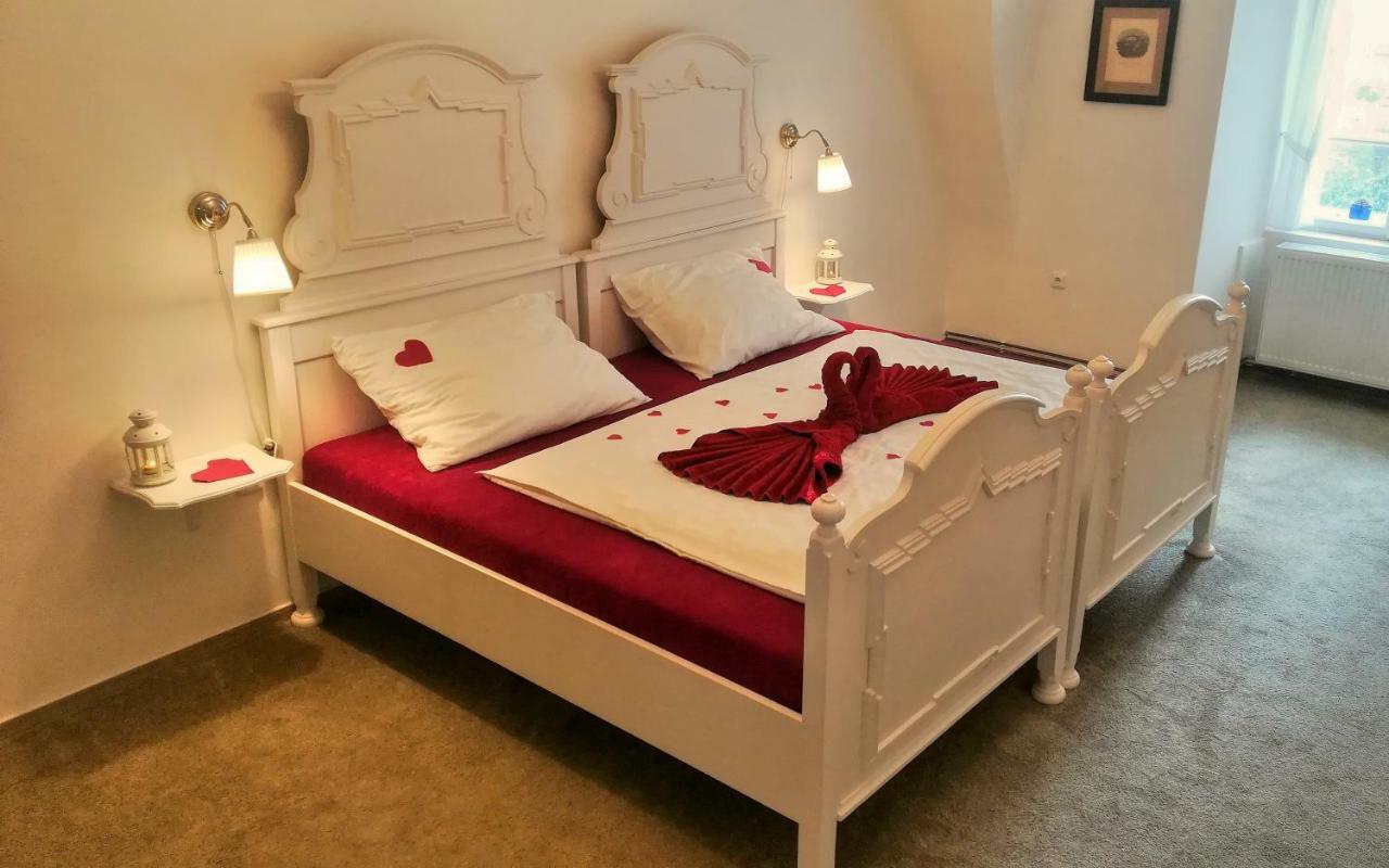 Zámek Nové Město nad Metují Extérieur photo